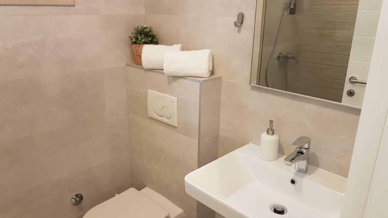 Apartmani Melanie Пореч Екстериор снимка
