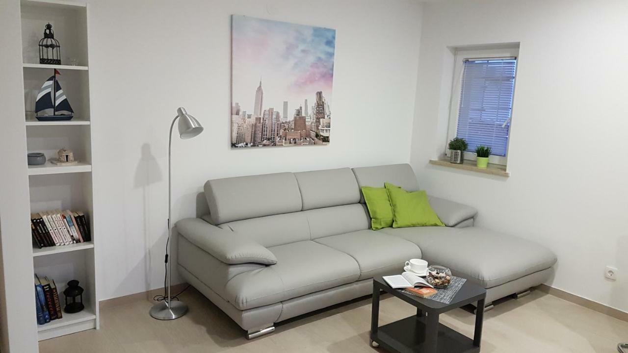 Apartmani Melanie Пореч Екстериор снимка